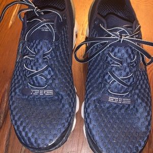 Under Armour Speedform shoes